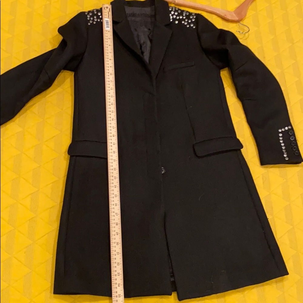 Coat - Picture 9 of 9
